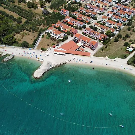 With Parking Space Biograd Na Moru, Biograd - 368 アパート *